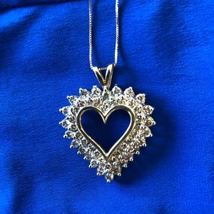 Gold diamond necklace